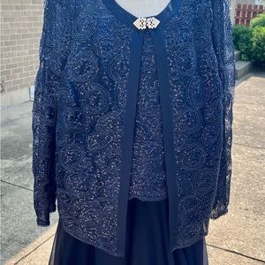 Cachet- David’s bridal formal dress long length in royal blue